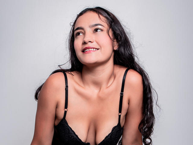 KarlyeKroes - Live sexe cam - 15471626