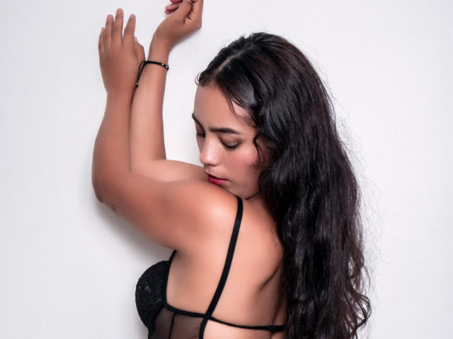 KarlyeKroes - Live porn &amp; sex cam - 15472150