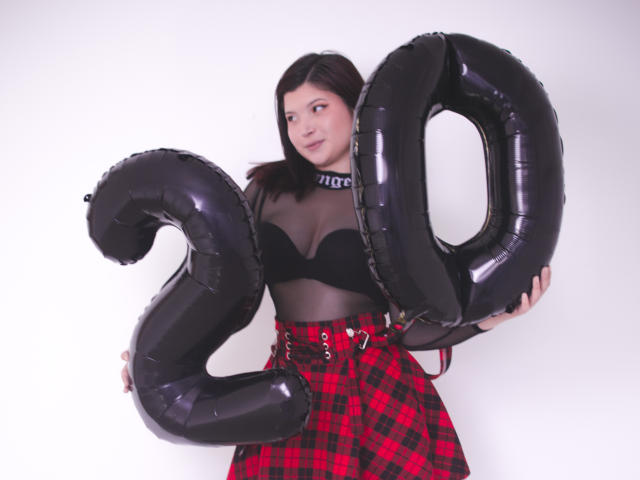 BritneyLivie - Live sexe cam - 15473870