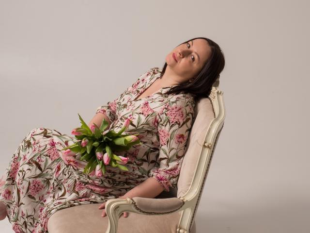 AbbyTaylorr - Camera khiêu dâm &amp; quyến rũ trực tiếp - 15478558