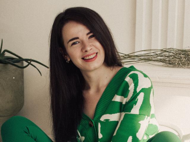 SiraVango - Live sex cam - 15493030