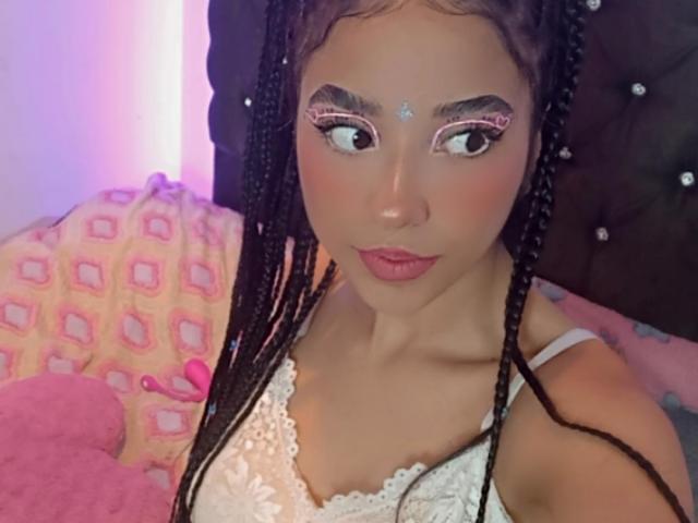 ValeriaClark - Live porno og sexkamera - 15503866