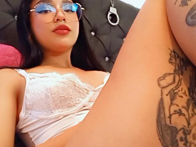 ValeriaClark - Live porn &amp; sex cam - 15503874