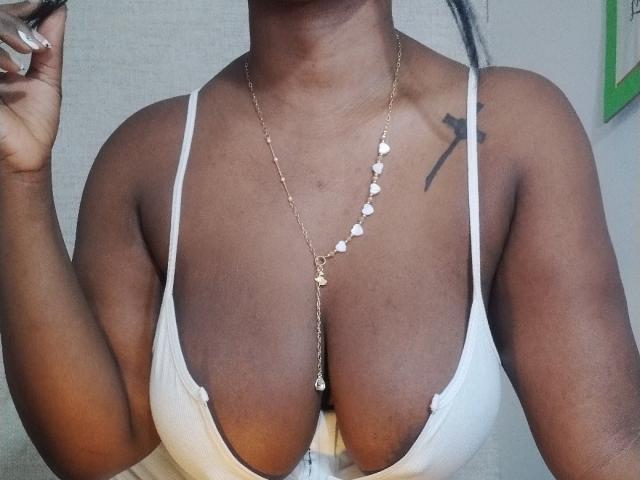 EmiraHot - Live porn &amp; sex cam - 15512606