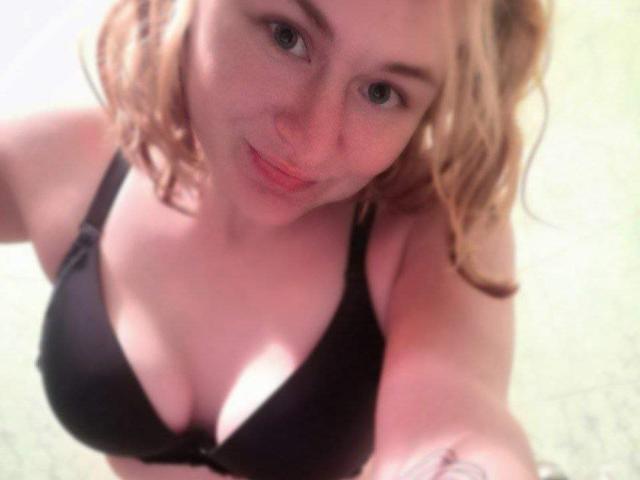 AmandaBeauty - Live Sex Cam - 15516638