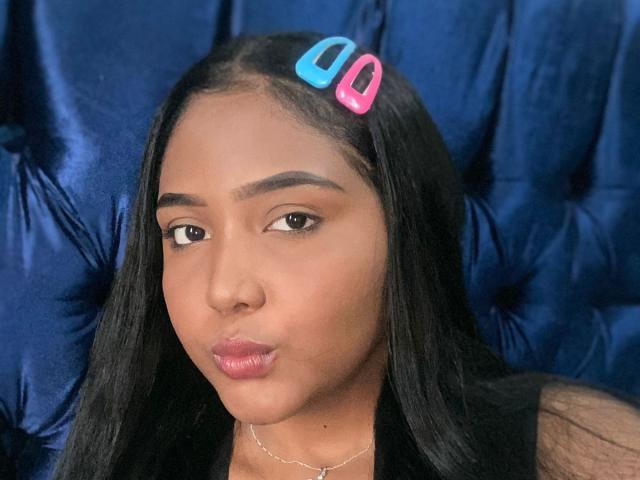 CloeBrown - Live Sex Cam - 15519594