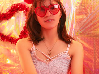 TaniaLarson - Sexe cam en vivo - 15520010