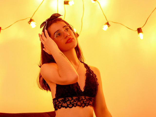 TaniaLarson - Live porn &amp; sex cam - 15520182