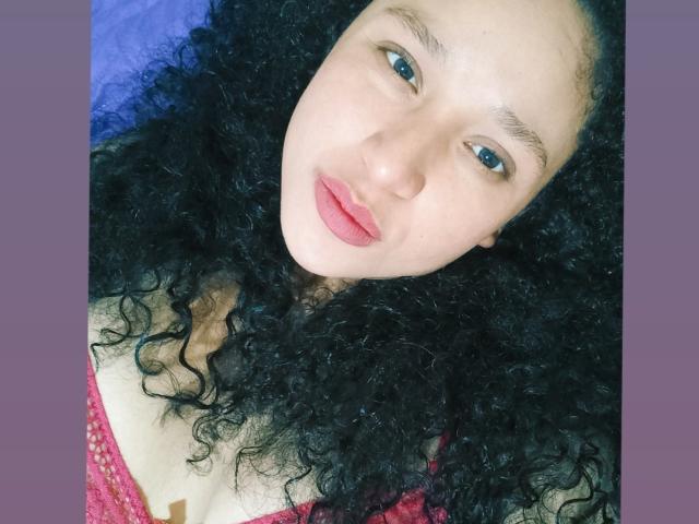 MelaniMouille - Camera khiêu dâm &amp; quyến rũ trực tiếp - 15520418