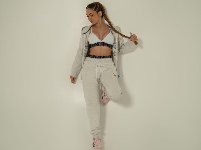 MaisyWarner - Camera khiêu dâm &amp; quyến rũ trực tiếp - 15544526