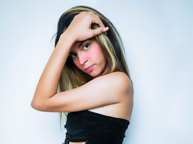 SofiaMooner - Camera khiêu dâm &amp; quyến rũ trực tiếp - 15548010