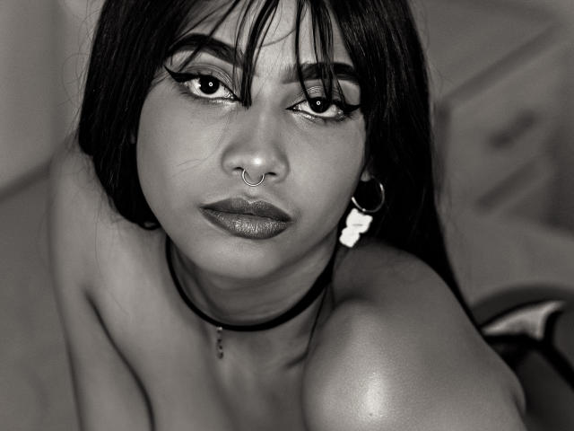 AvyBenedetti - פורנו בשידור חי ומצלמת סקס - 15557504