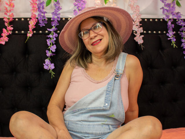 VictoriaWayne - Live sexe cam - 15557795