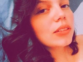 EmillyPrincesse - Sexe cam en vivo - 15563735