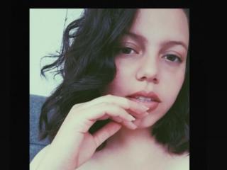 EmillyPrincesse - Sexe cam en vivo - 15563738