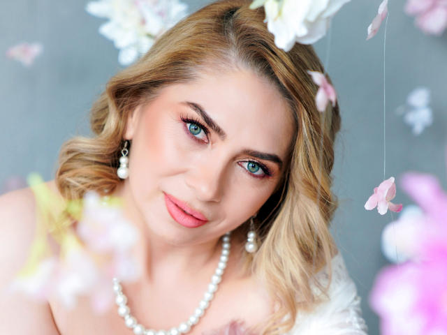 AnnaAmour - Live porn &amp; sex cam - 15579830