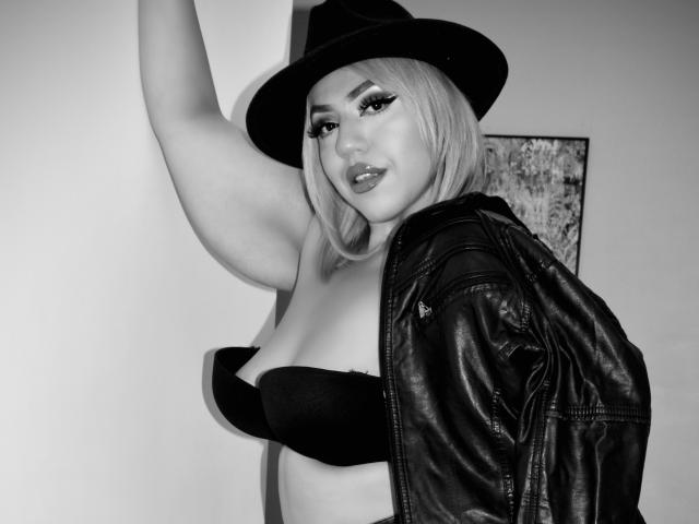 LeahMilliers - Live porn &amp; sex cam - 15582731