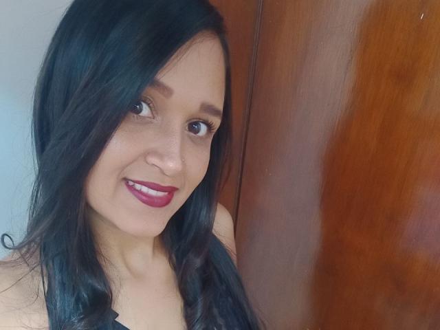 MaddieJohnson - Sexe cam en vivo - 15582737