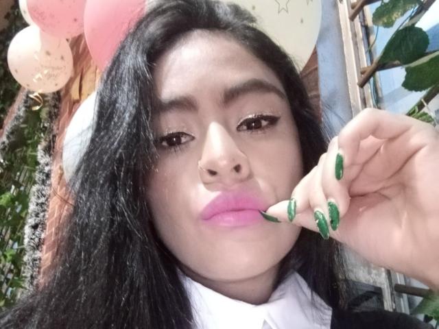 StellaBeckker - Élő pornó és szexkamera - 15586025