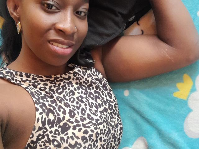 KatalinnaGal - פורנו בשידור חי ומצלמת סקס - 15589976