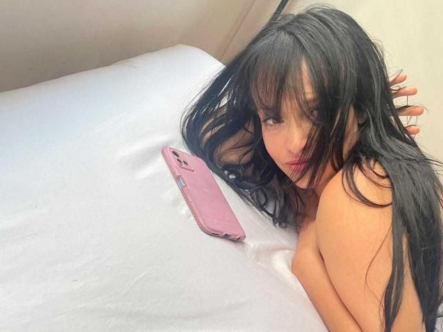 CharlotteLatin69 - Sexe cam en vivo - 15604634
