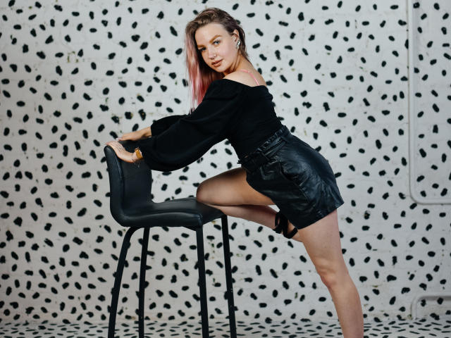 TiffanyHayes - Live sex cam - 15605102