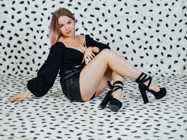 TiffanyHayes - Live Sex Cam - 15605170