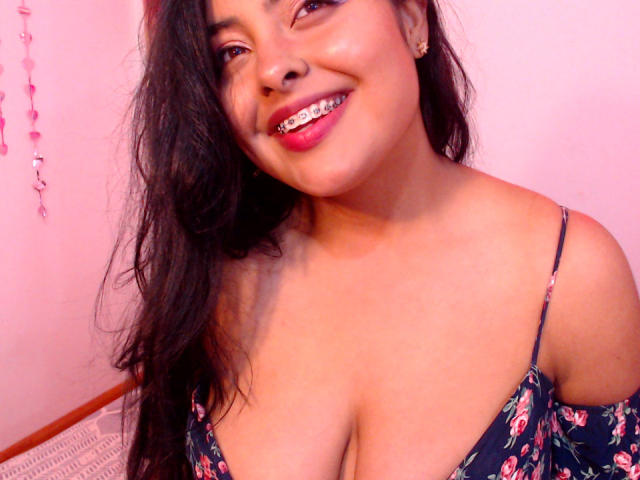 AngelaRoggers - Live porn &amp; sex cam - 15606666