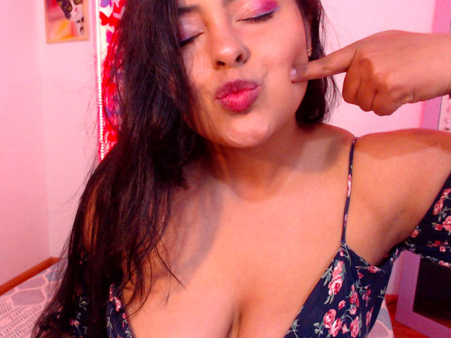 AngelaRoggers - Live porn &amp; sex cam - 15606674