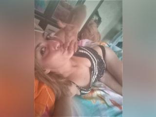 MiaLaSunny - сексуальная веб-камера в реальном времени - 15612226