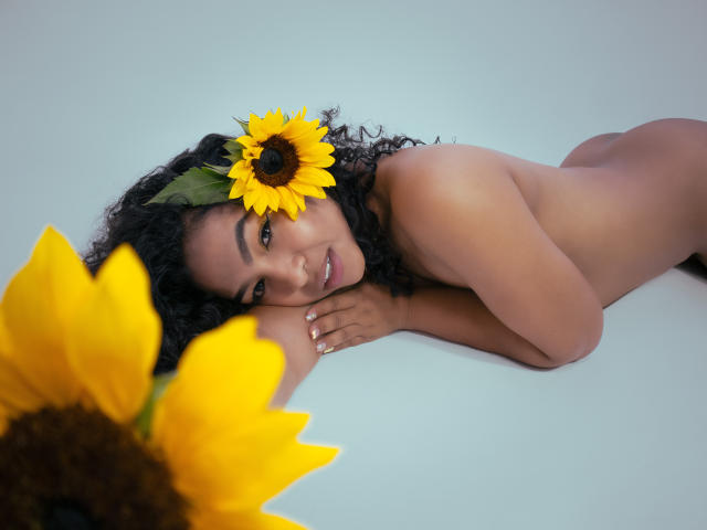 SalomeRose - Live porn &amp; sex cam - 15627870