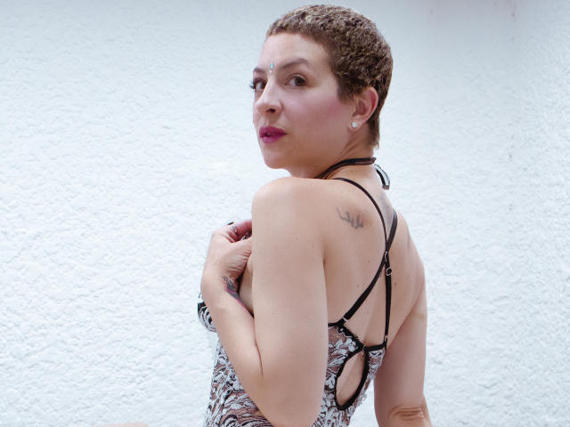 RoxanneTroy - Live porn &amp; sex cam - 15629782