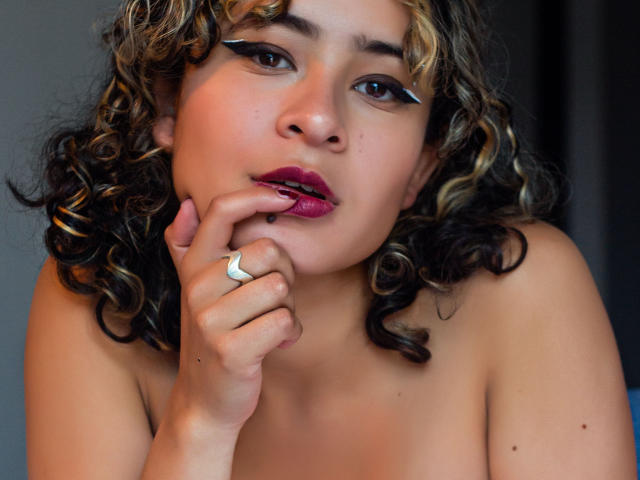 AlexiaBloom - 라이브 포르노 &amp; 섹스 캠 - 15632074