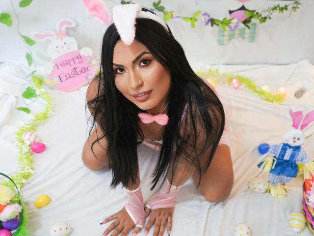 DanielleBird - Live sex cam - 15638578