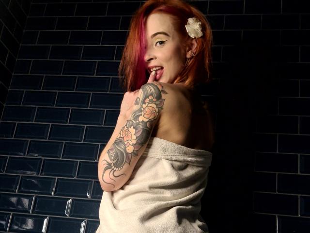 CarlyHills - Camera khiêu dâm &amp; quyến rũ trực tiếp - 15645286