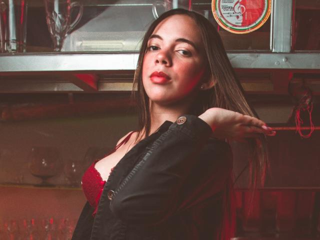 LucianaBeckett - Live porn &amp; sex cam - 15646982