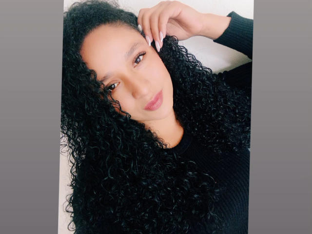 MelaniMouille - פורנו בשידור חי ומצלמת סקס - 15649886