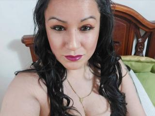 LucianaDiaZ69 - Live sex cam - 15669546