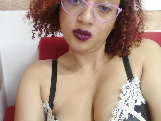 VioletaSwitch - Live porn &amp; sex cam - 15676954