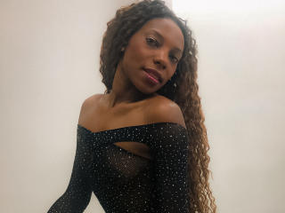 AlizzeLaurent - Live sex cam - 15677826