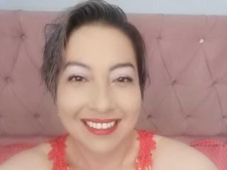 RoxanneBigBoobs - Live sex cam - 15681670