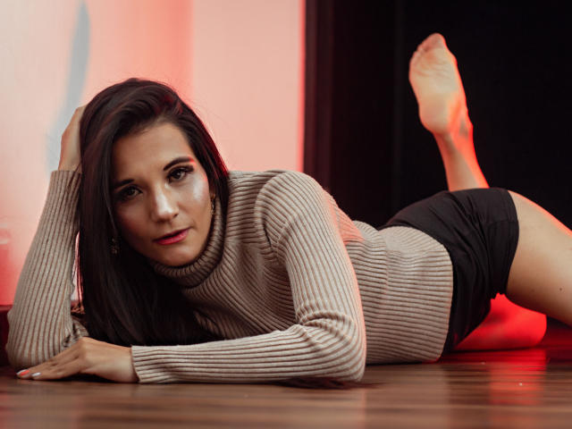 JulietaJansen - Camera khiêu dâm &amp; quyến rũ trực tiếp - 15695110