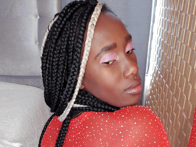 BlueeBird - Live sex cam - 15697262