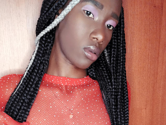 BlueeBird - Live sex cam - 15697270