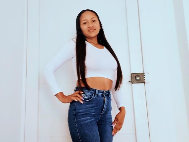 SaraBeckett - Live porn &amp; sex cam - 15706370