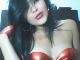 Stefaniee - Show exciting with this muscular body Sexy girl 