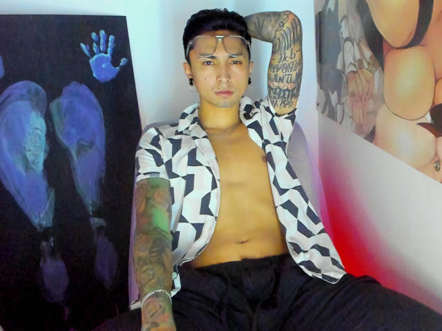 ThomasManson - Live porn &amp; sex cam - 15709562