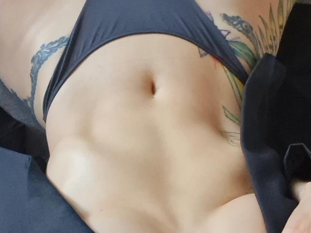 HolyKhloe - Live porn &amp; sex cam - 15712722