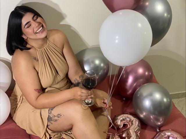 AnnikaRose - Live porno og sexkamera - 15715370