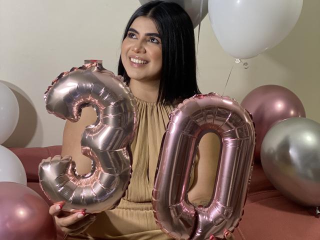 AnnikaRose - Élő pornó és szexkamera - 15715398